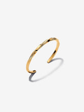 Bangle - Twisted - Golden - Pandora Bracelet