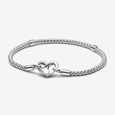 Studded Mesh Bracelet with Heart Clasp | Pandora