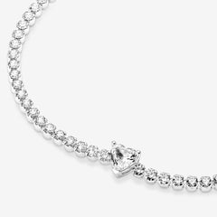 Sparkling Heart River Bracelet | Pandora